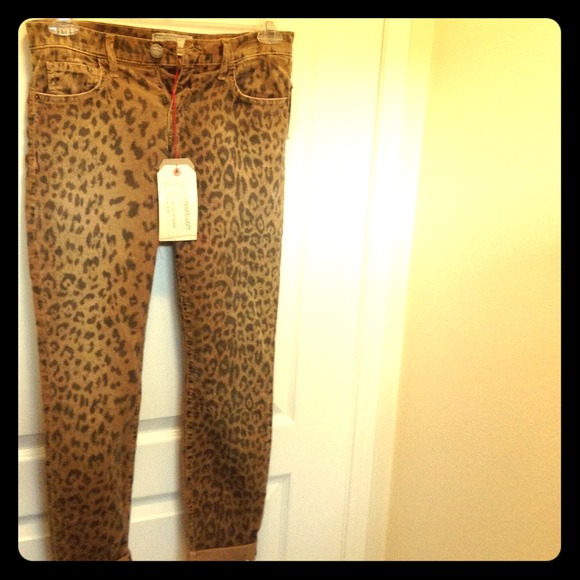 Current/Elliott Denim - Leopard print corduroy fab jeans!🐆rolled skinny