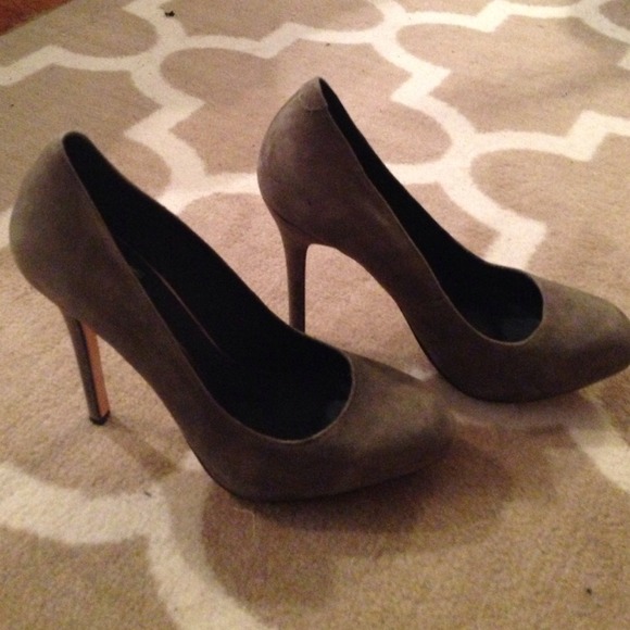 Dolce Vita Pumps - Picture 2 of 4