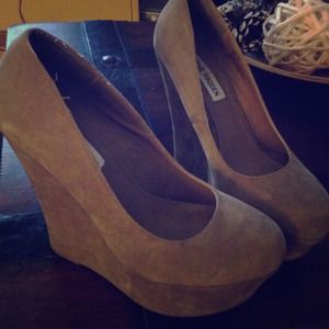 Steve Madden wedges