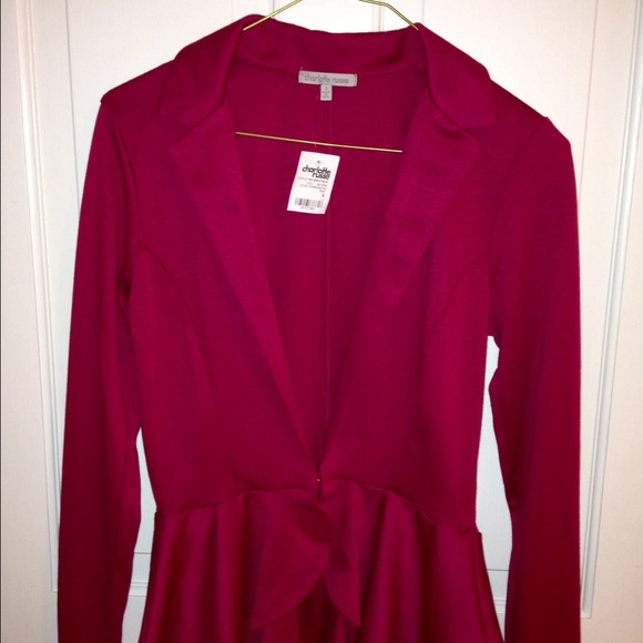 NWT Long sleeve red blazer. Size small