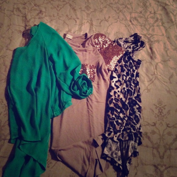 Bundle 3 tops for @fetu !