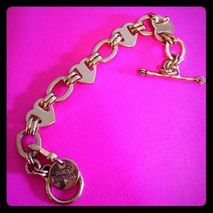 Juicy Couture Ruling Hearts Charm Link Bracelet