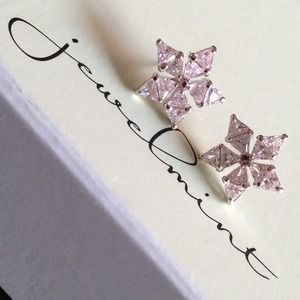 Jewelmint Forever Audrey Earrings