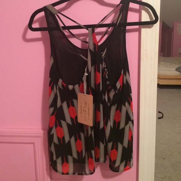 Andrée pattern top - Picture 2 of 2