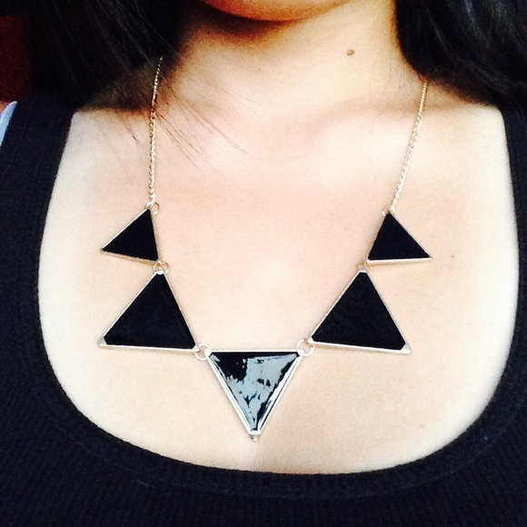 Black Geometric Statement Necklace - Picture 2 of 3