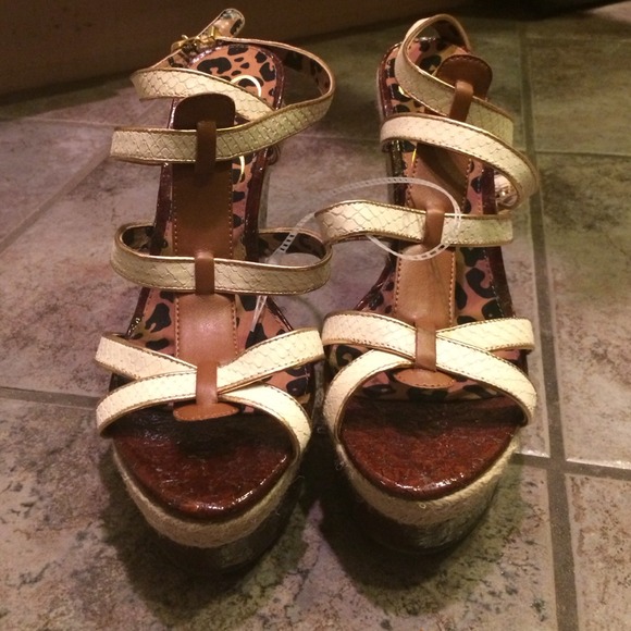 Jessica Simpson wedges! Fab! Never worn!
