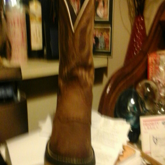 Justin  boots   SOLD!!! - Picture 2 of 4