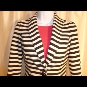 Striped Blazer in Black and White.