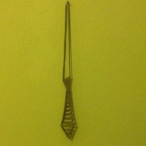 trendy silver tie necklace