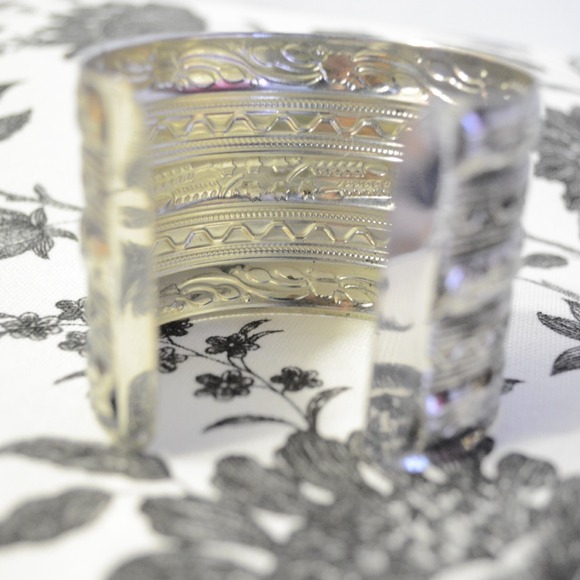 Bangle - Picture 2 of 3