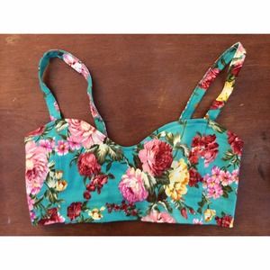 ⛔️SOLD⛔️Brandy Melville Floral Chiyo