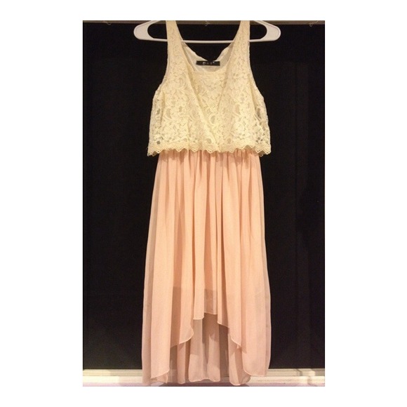 🚫🚫TRADED🚫🚫 Lace Crop Dress
