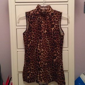 Express sleeveless turtleneck