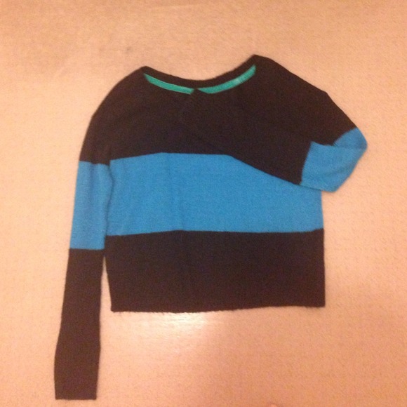 Cropped Colorblock Sweater