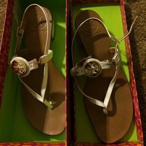 Tory burch sandals