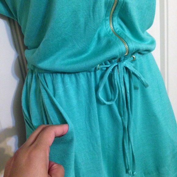 🚫Bundled🚫Mint Green Romper - Picture 3 of 4