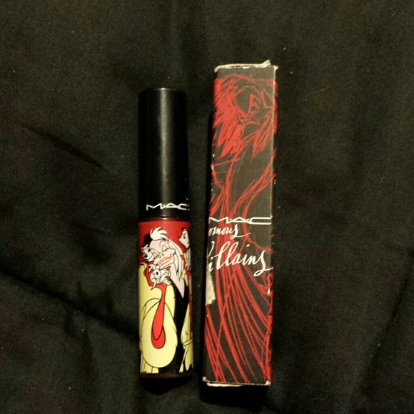 MAC lip gloss (LE)