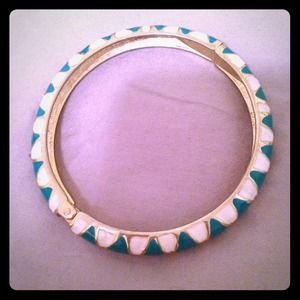 Boho enamel teal white and gold tone hinge bangle