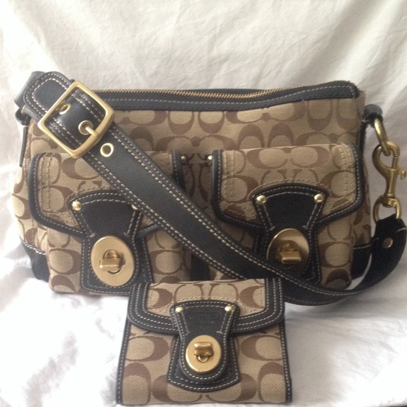 💥BUNDLE💥 Coach purse and Wallet