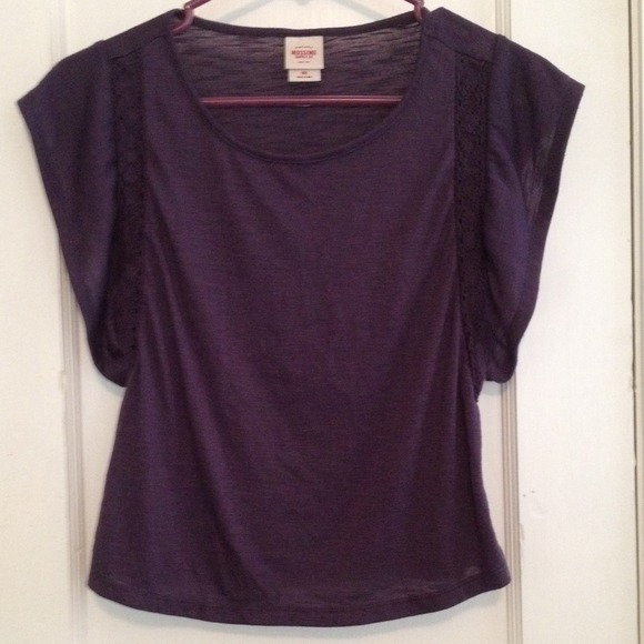 RESERVED Navy Blue Crop Top w/ Flowy Sleeves