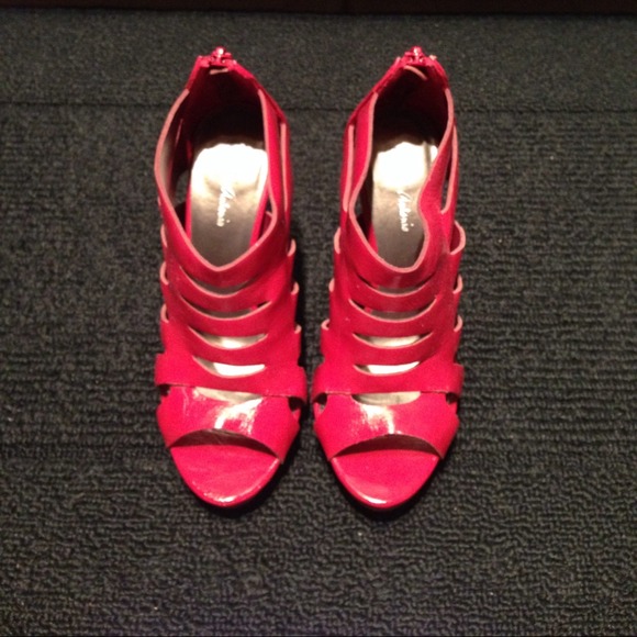 Red Booties - Picture 1 of 4