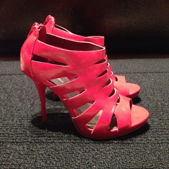 Red Booties - Picture 2 of 4