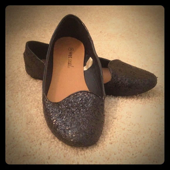 Black sparkle ballet flats