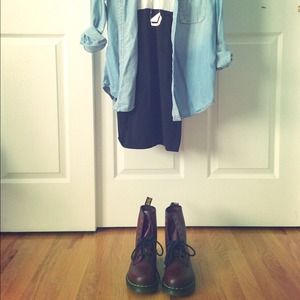 Dr. Martens 1460 8 Eye Boot