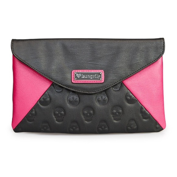 Loungefly Skull Emboss Black/Pink Clutch