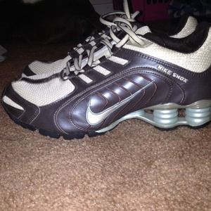 Nike shox