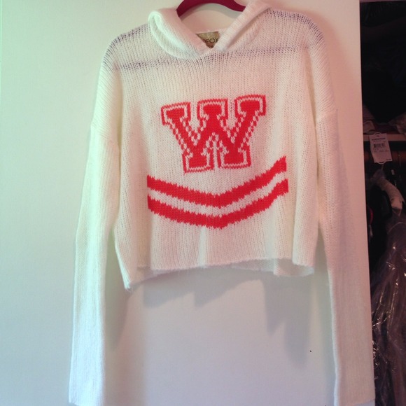 Wildfox knit W sweater