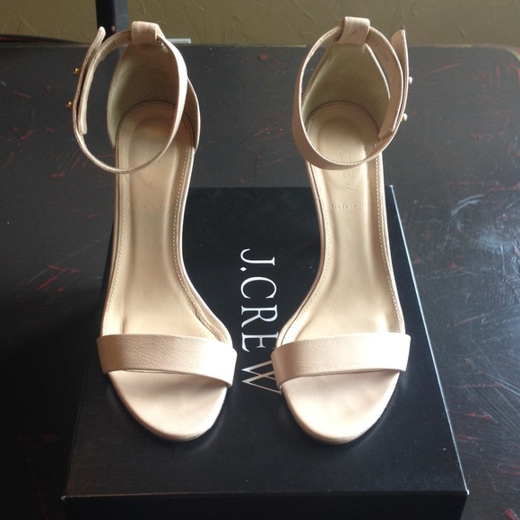 J. Crew Shoes - 🎉REDUCED 🎉JCREW Lanie stacked heel