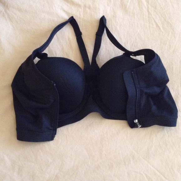 Victoria's Secret VSX Knockout Sports Bra 34 D