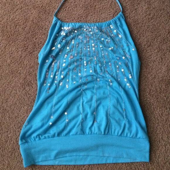 Halter top