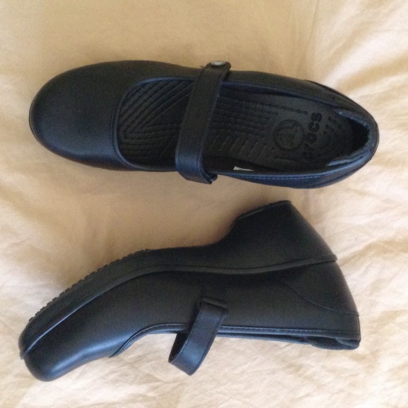 Black Crocs wedges 9 Brand New 9W