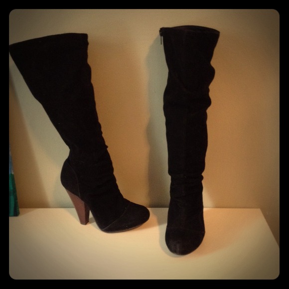 Black boots with heels