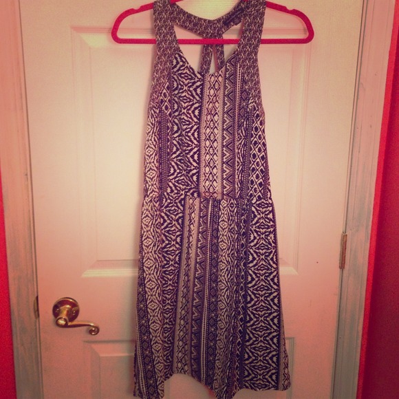 American Eagle Outfitters black+white print dress