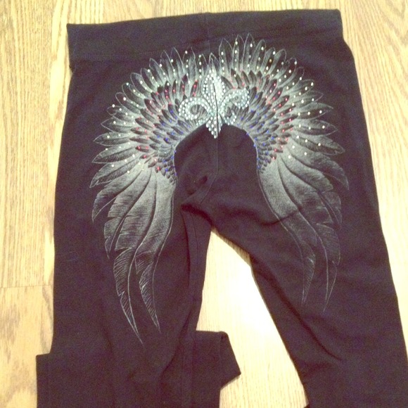 Sexy wing yogas😘 - Picture 1 of 1