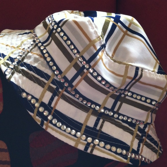 Unisex flop hat