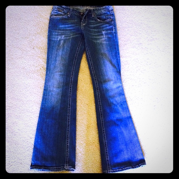Super comfortable Express Rerock boot cut jeans