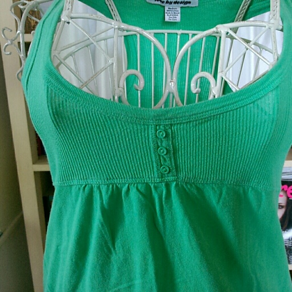 Green tank top - Picture 2 of 3
