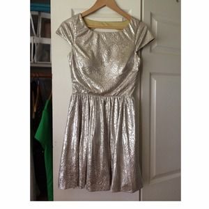 *BRAND NEW* Hailey Logan Windsor Homecoming dress
