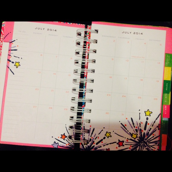 Lilly Pulitzer Agenda Small - Picture 3 of 4