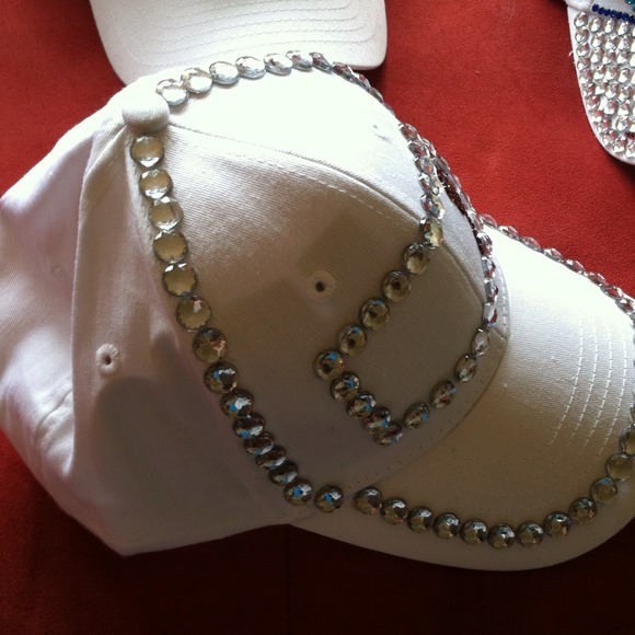 SnapBack - Picture 3 of 3