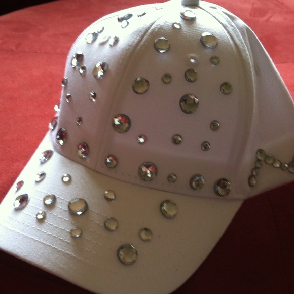 SnapBack - Picture 3 of 4