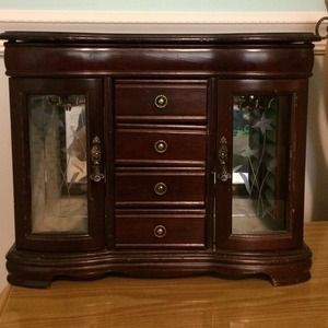 Very nice jeweler box