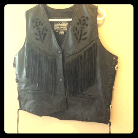 ❤️sold in bundle ❤️Leather fringe riding vest