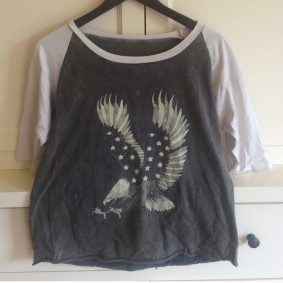 Brandy Melville Patriot Eagle 3/4 Sleeve - Picture 2 of 2