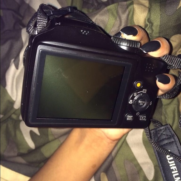 Fujifilm Camera - Picture 3 of 4