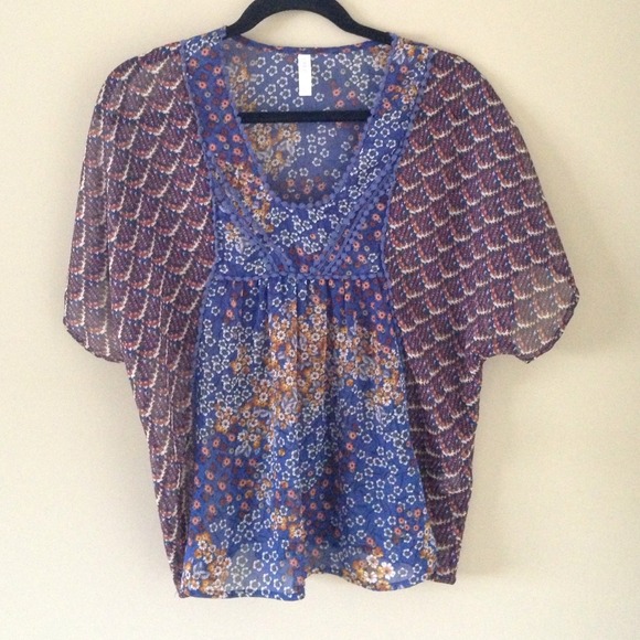 Xhilaration Tops - 🌞Cute boho inspired xhilaration top